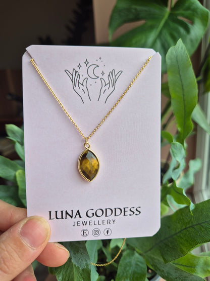 Natural Tiger's Eye Oval Necklace - 18k Gold Plated Chain