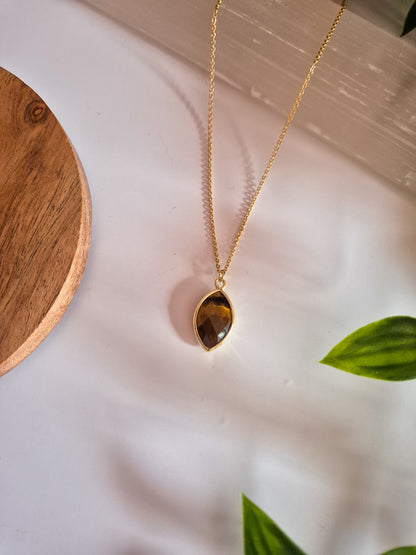 Natural Tiger's Eye Oval Necklace - 18k Gold Plated Chain